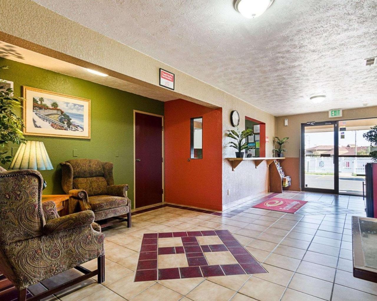 Econo Lodge Ottawa 외부 사진