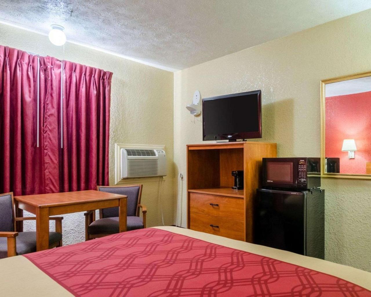 Econo Lodge Ottawa 외부 사진
